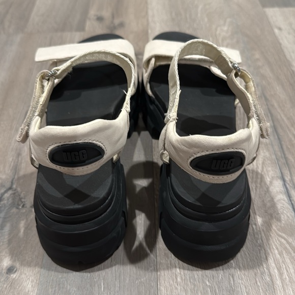 Ugg Ashton Ankle Sandals - Picture 8 of 13